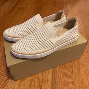 NWT Ugg’s Woman Slip-on Sneaker